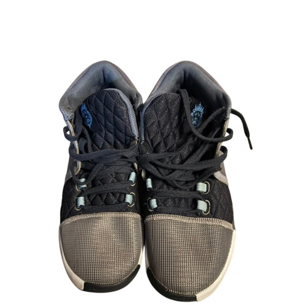 Nike LeBron Witness 7 Navy Gray Basketball Shoes Men’s Size 10 FB2239‑400